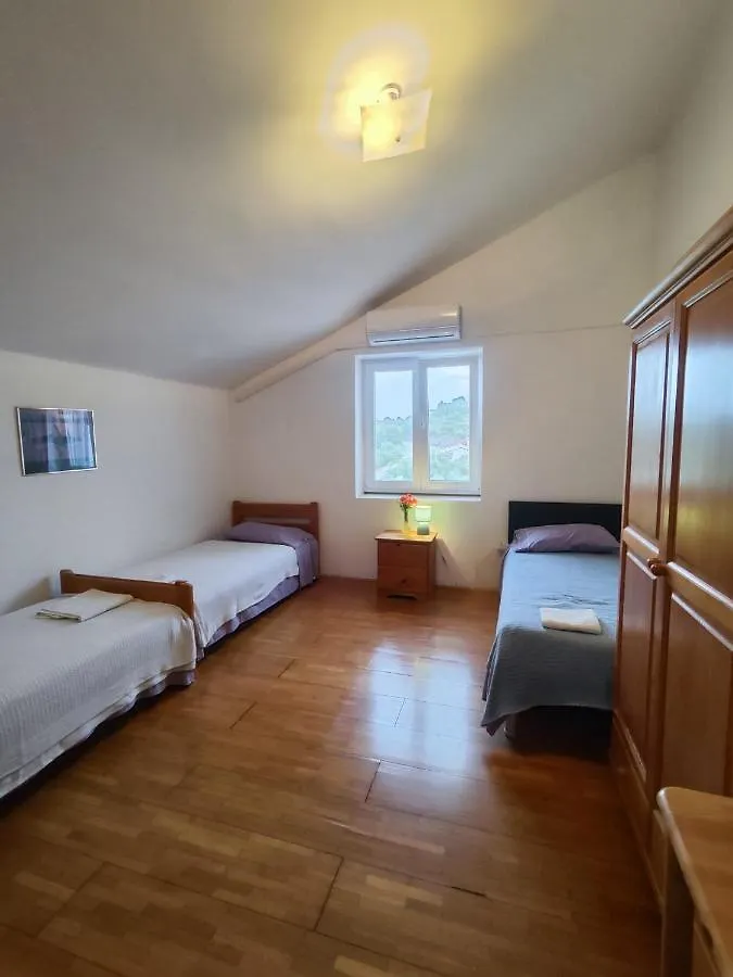 Lavander House Apartment Sali 0*,  Croatia